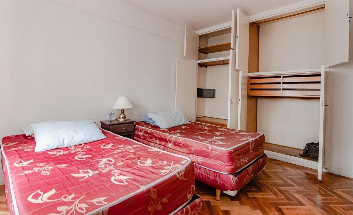 Foto de Dueño Vende depto, 2 Ambientes c/balcon,muy Luminoso, 8° Piso Lateral, imagen 2