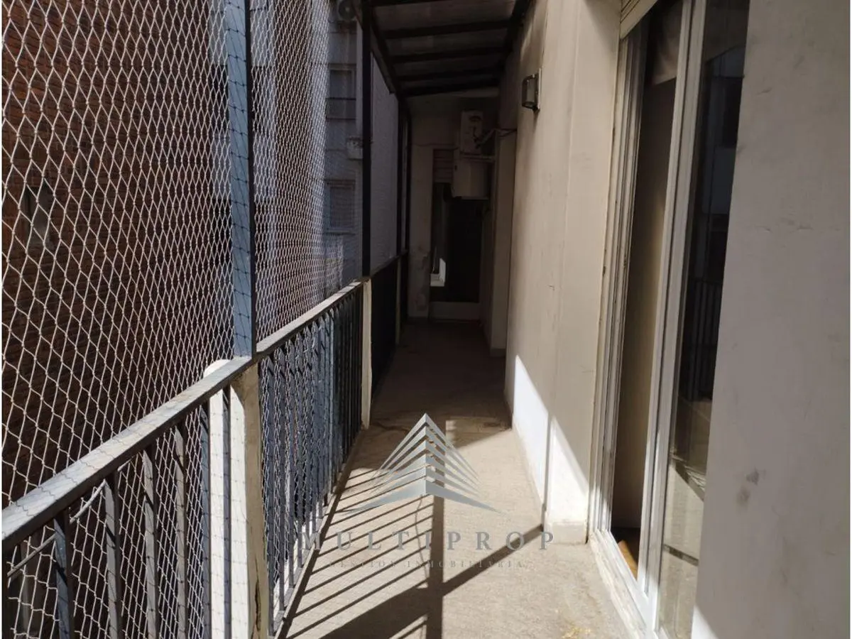 EN VENTA DEPARTAMENTO 130 Mts Av Callao y Posadas 4 Ambientes 5