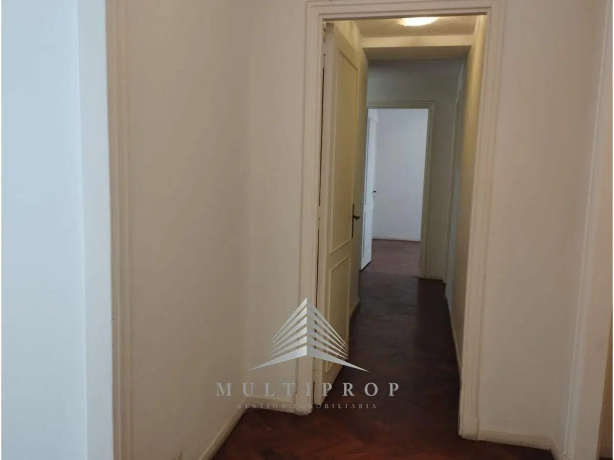 EN ALQUILER DEPARTAMENTO 130 Mts Av Callao y Posadas 4 Ambientes 5