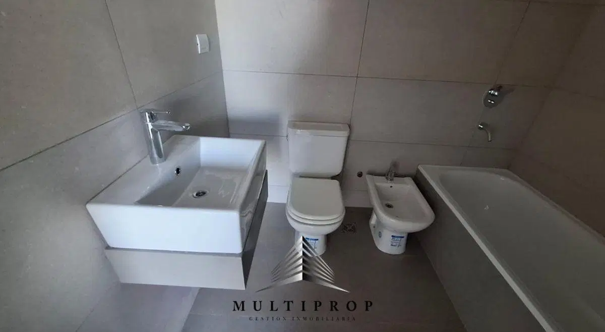 En Venta Monoambiente a Estrenar Divisible Excelente Zona 8