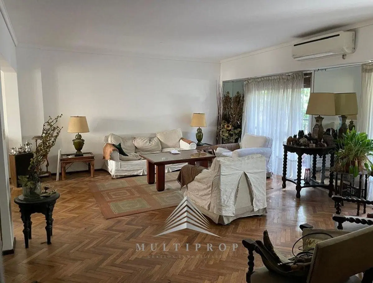 EN VENTA SEMIPISO BARRIO NORTE 4 AMB C/COCHERA Y DEPENDENCIA 2