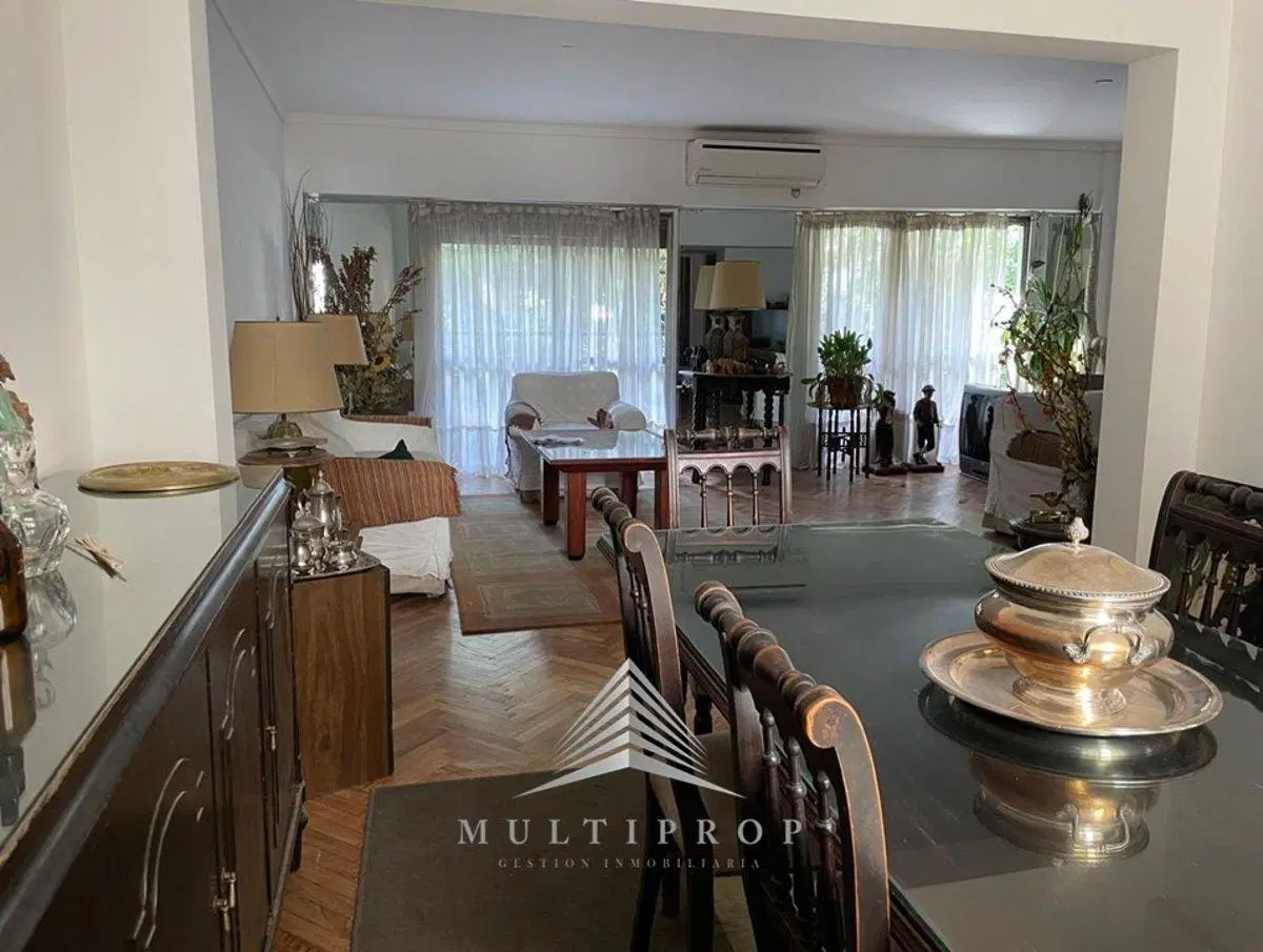 EN VENTA SEMIPISO BARRIO NORTE 4 AMB C/COCHERA Y DEPENDENCIA 3