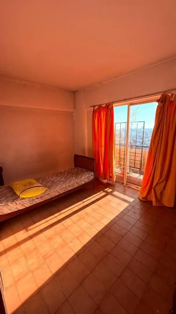 DEPARTAMENTO CON BALCON 4