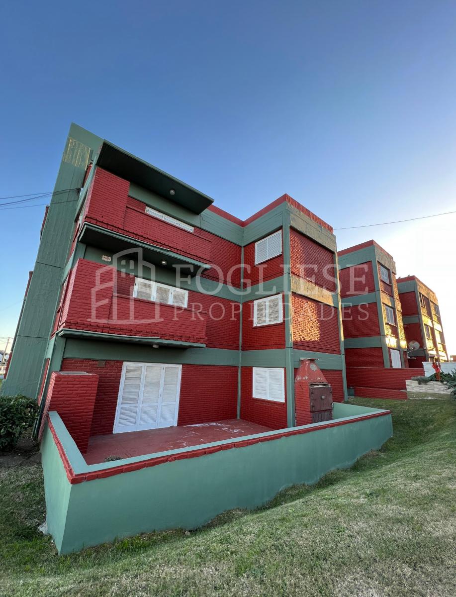 Departamento de un Ambiente Frente Al Mar 4