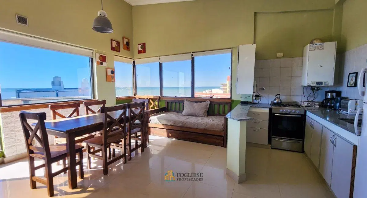 Departamento 2 ambientes vista al mar c/ cochera-Villa Gesell 5