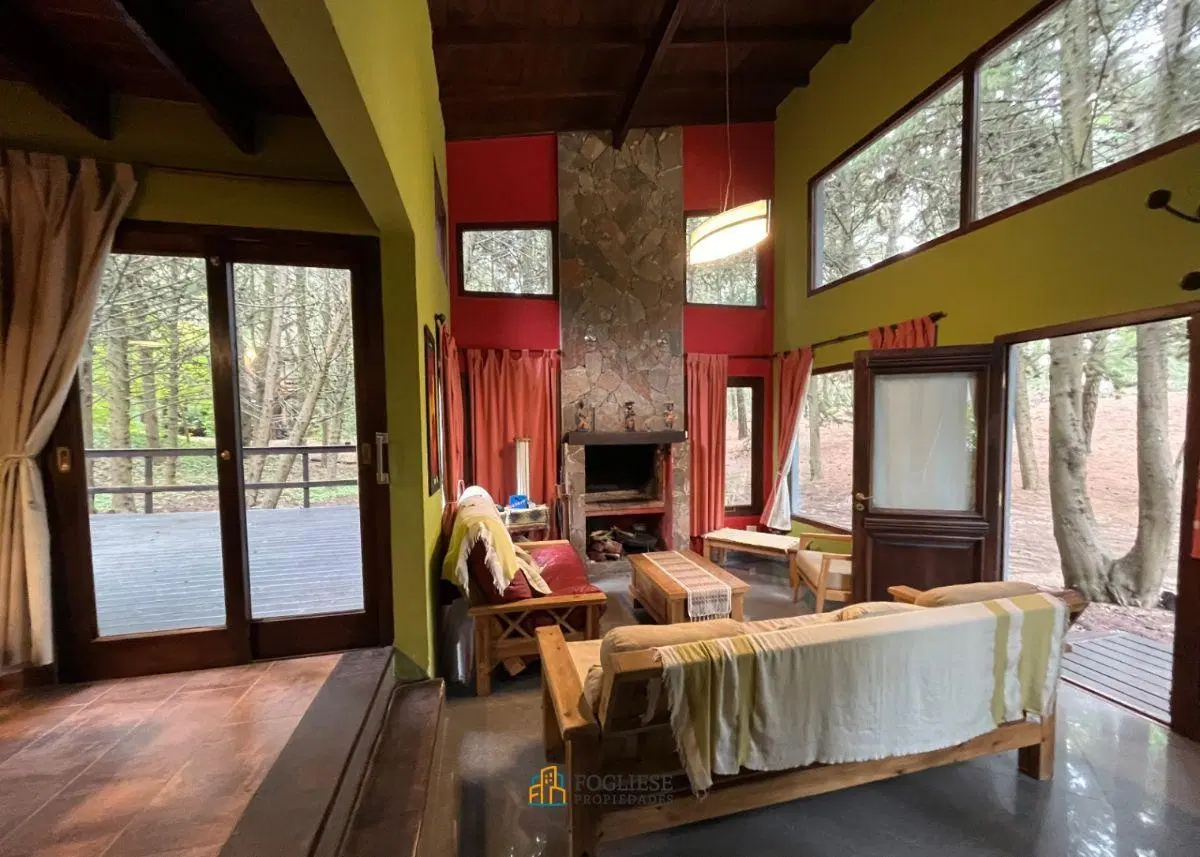 Casa en venta en Mar de las Pampas 5