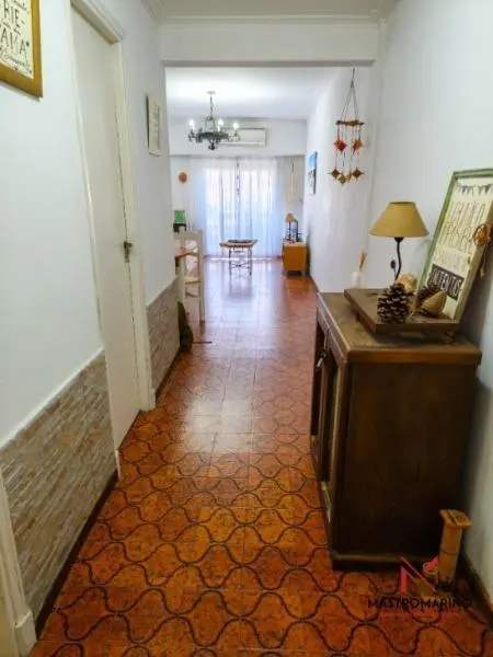 DEPARTAMENTO 3 AMBIENTES CON BALCON AL FRENTE EN BARRIO ACANTILADOS 2