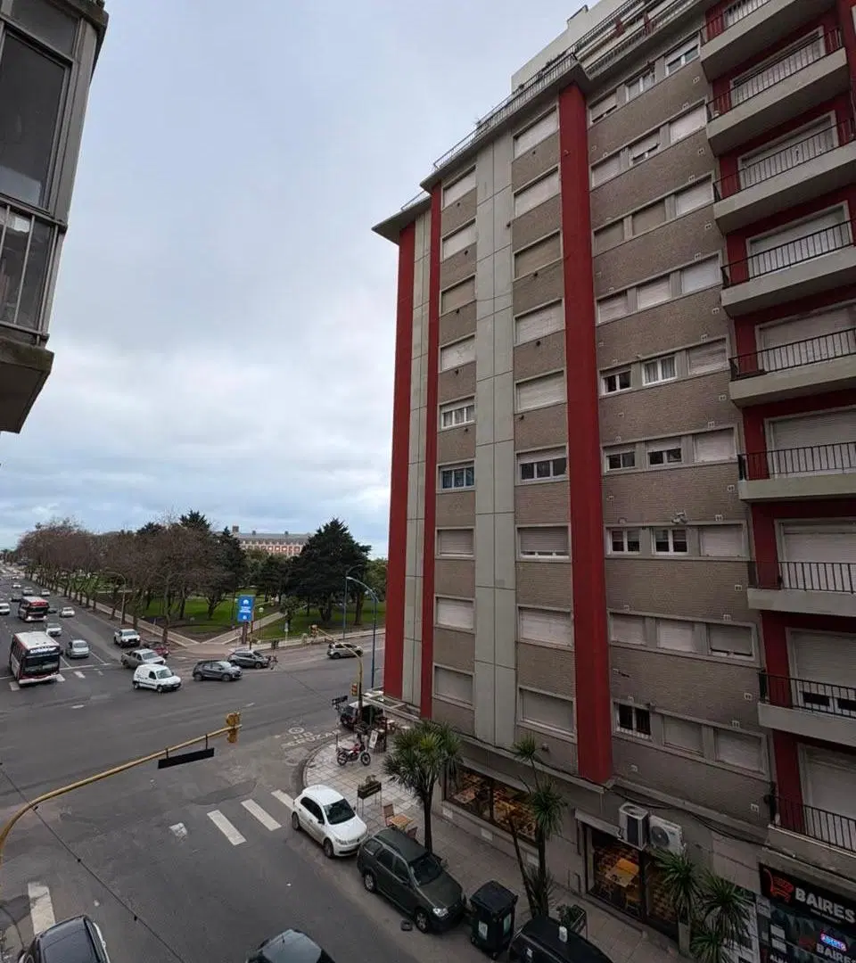 Departamento en Alquiler en Macrocentro 8