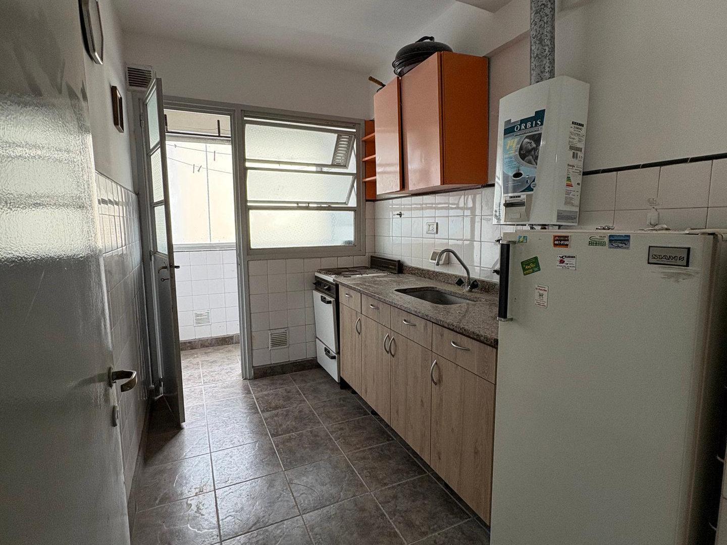Foto de DEPARTAMENTO 3 AMBIENTES EN PLENO CENTRO DE MAR DEL PLATA, imagen 2