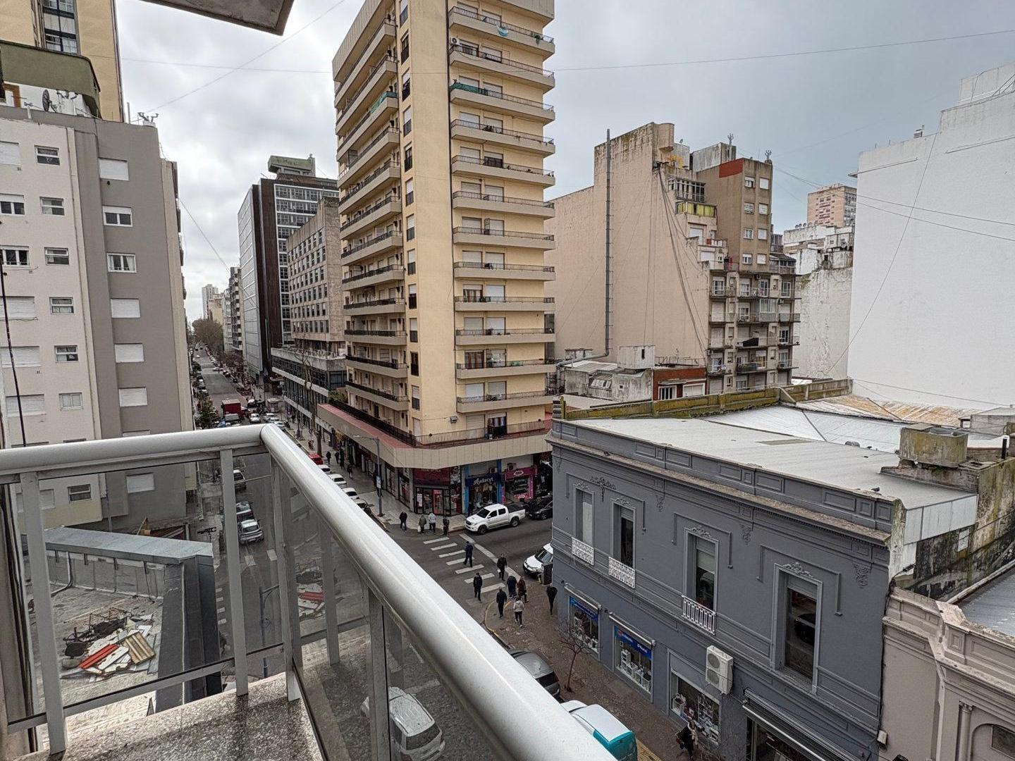 Foto de DEPARTAMENTO 3 AMBIENTES EN PLENO CENTRO DE MAR DEL PLATA, imagen 1