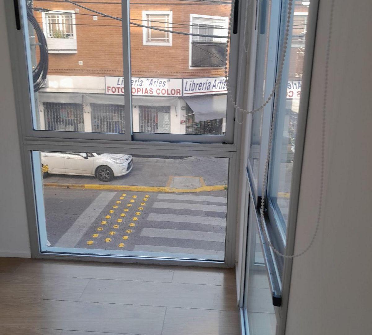 Foto de VENTA MONOAMBIENTE EN SAENZ PEÑA, imagen 3
