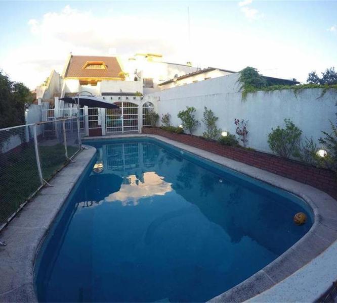Chalet 4amb con Pileta y Playroom 2