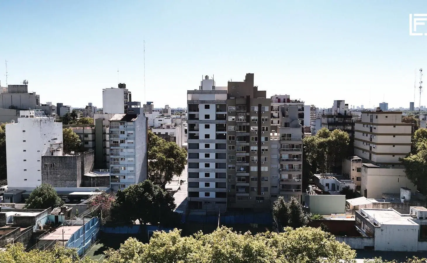 Departamento Duplex 2 Ambientes con Balcón en Venta – San Martín 2