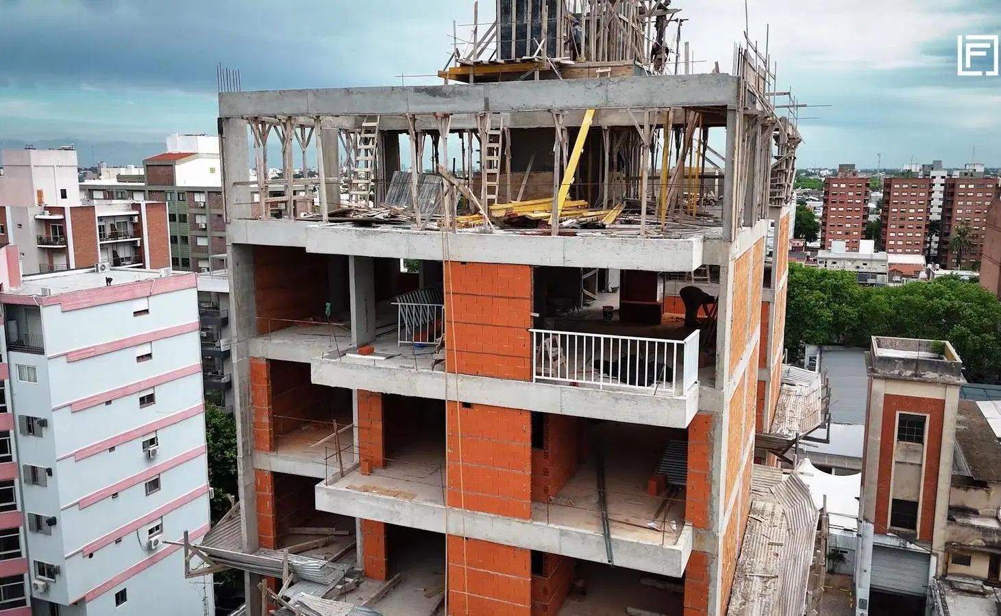 Venta Departamento 2 Ambientes con Solarium y Piscina – San Martín 5
