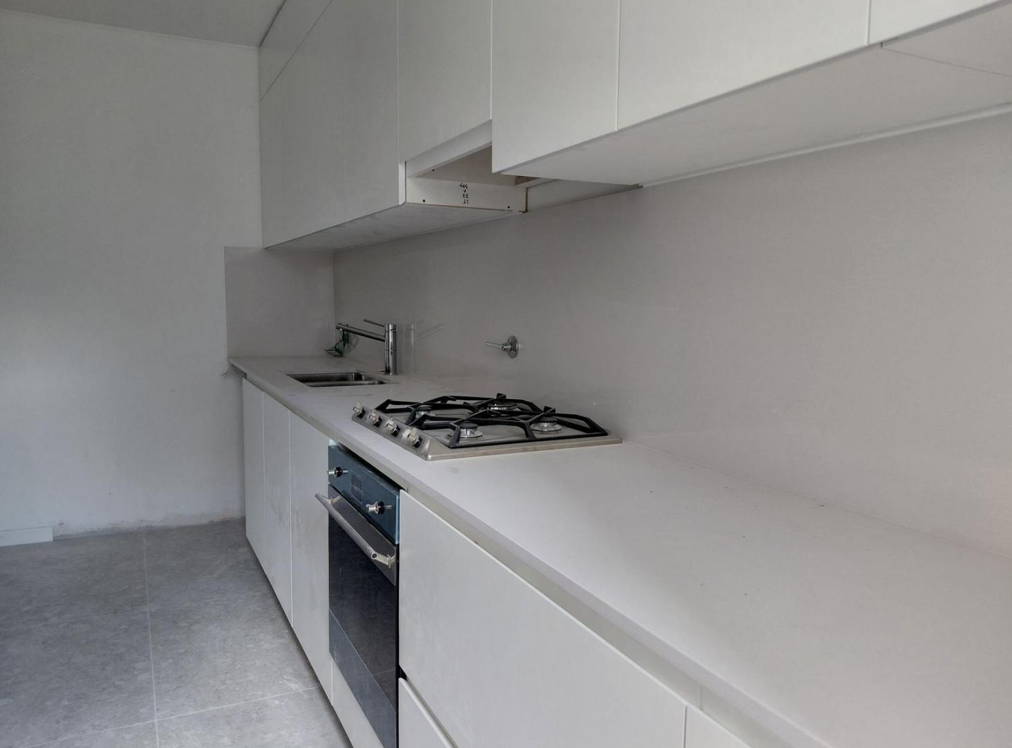 Foto de Departamento en VENTA 4 Ambientes al frente con balcón SUM Piscina en, imagen 2