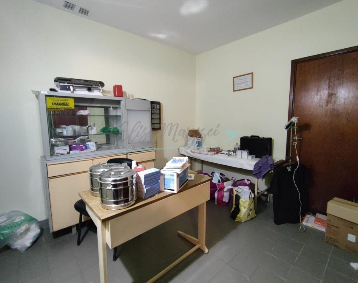 Clinica en Venta con Departamentos - Pinamar Centro 4