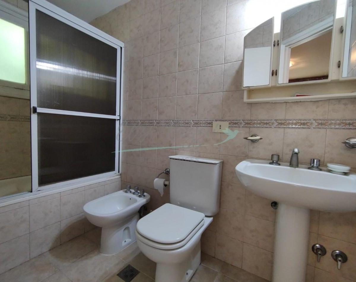 CASA EN VENTA - PINAMAR