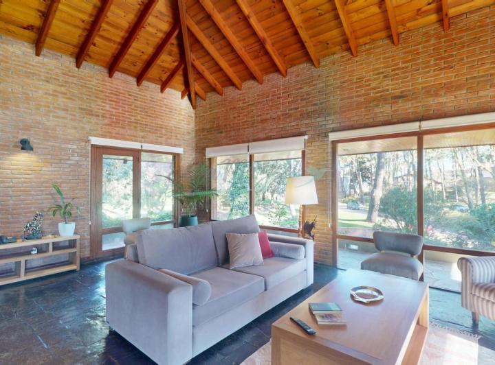 CASA EN ALQUILER - VERANO 2026 - PINAMAR 2