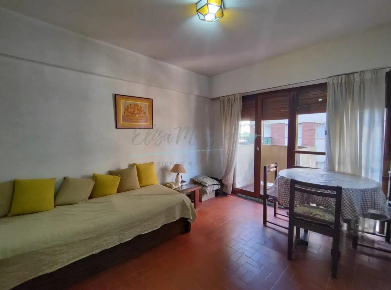 DEPARTAMENTO MONOAMBIENTE EN VENTA - PINAMAR CENTRO 1