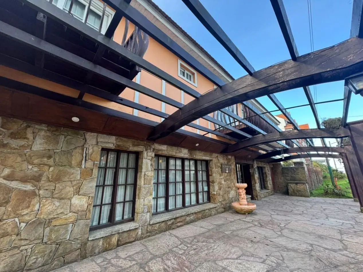 HOTEL EN VENTA A METROS DEL MAR - VILLA GESELL 3