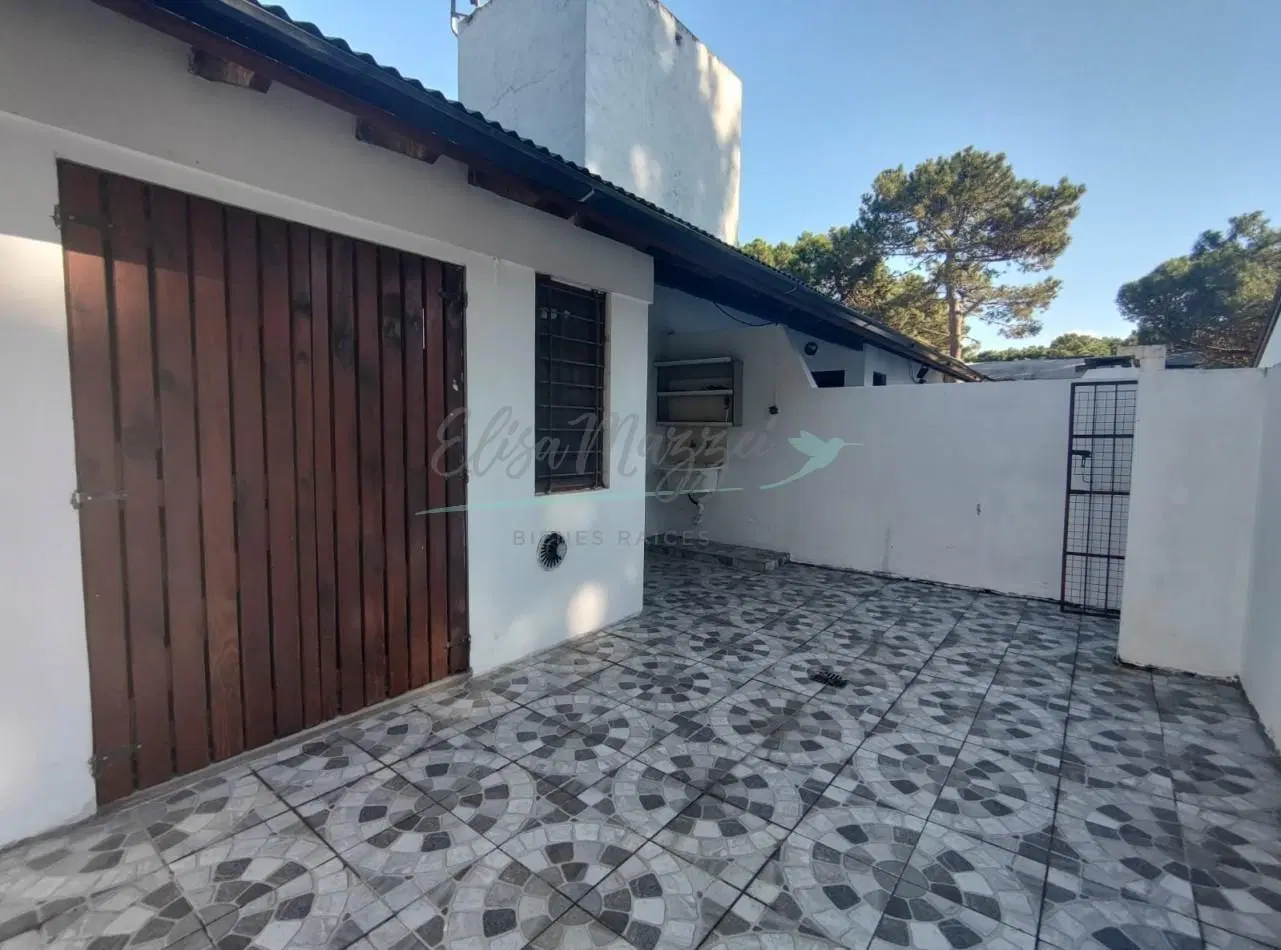 DEPARTAMENTO DOS AMBIENTES EN ALQUILER ANUAL - PINAMAR 2