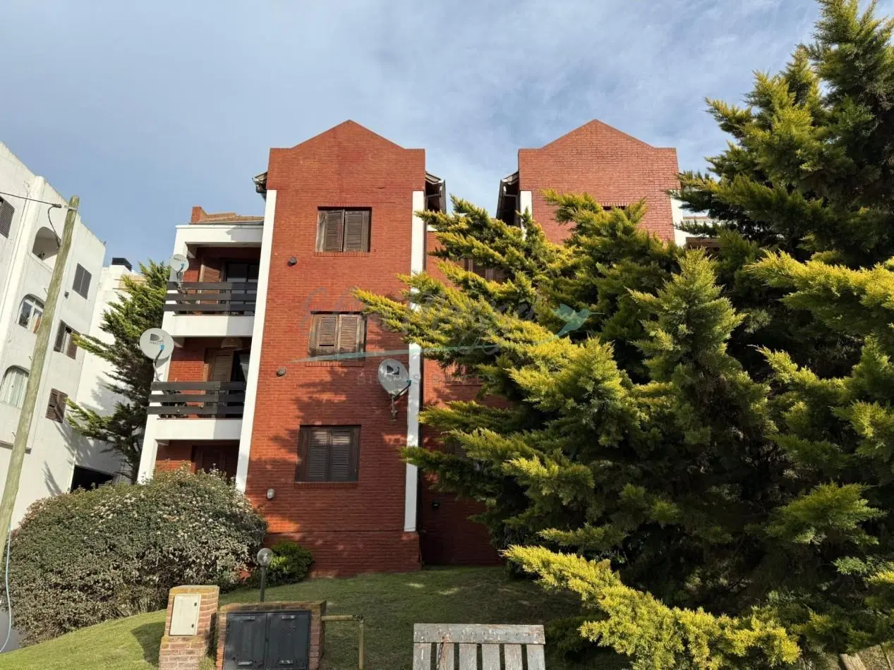 DEPARTAMENTO DOS AMBIENTES EN ALQUILER ANUAL - PINAMAR 4