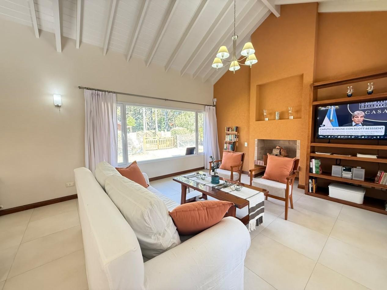 Foto de CASA EN VENTA - VALERIA DEL MAR - PINAMAR, imagen 1