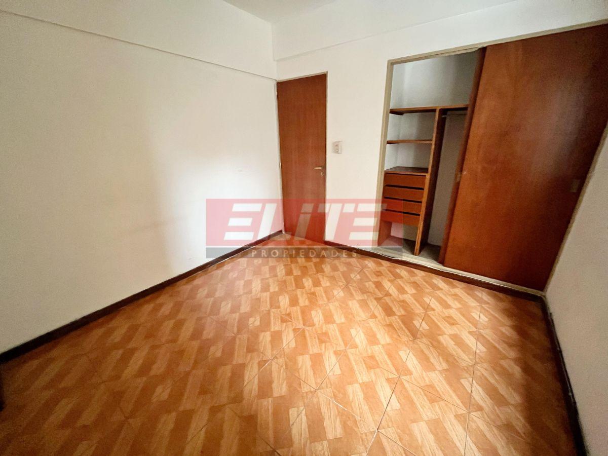Foto de Funcional depto 2 amb con cochera, imagen 3