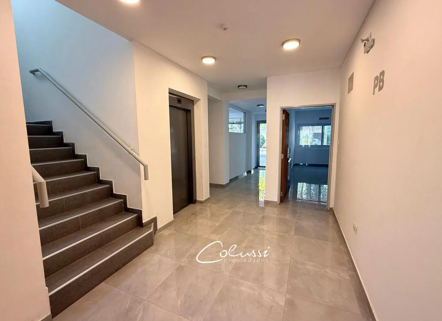 Departamento 4 ambientes a Estrenar en Villa Devoto, c/ Patio A ESTRENAR 5