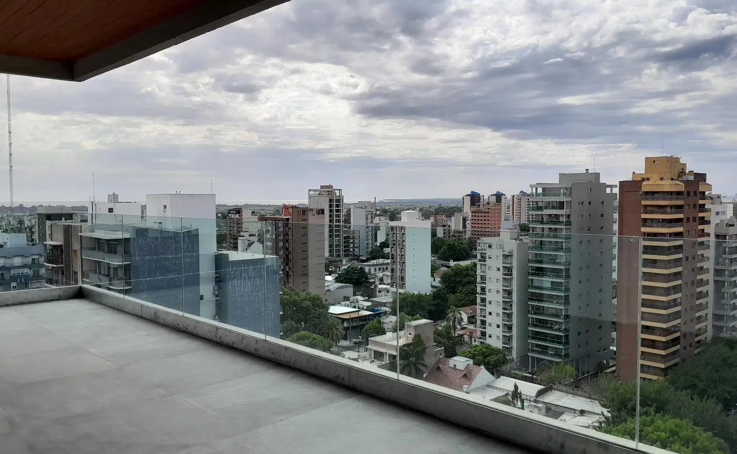 Departamento en Quilmes Centro 4 AMB con Balcón Terraza y Parrilla 4