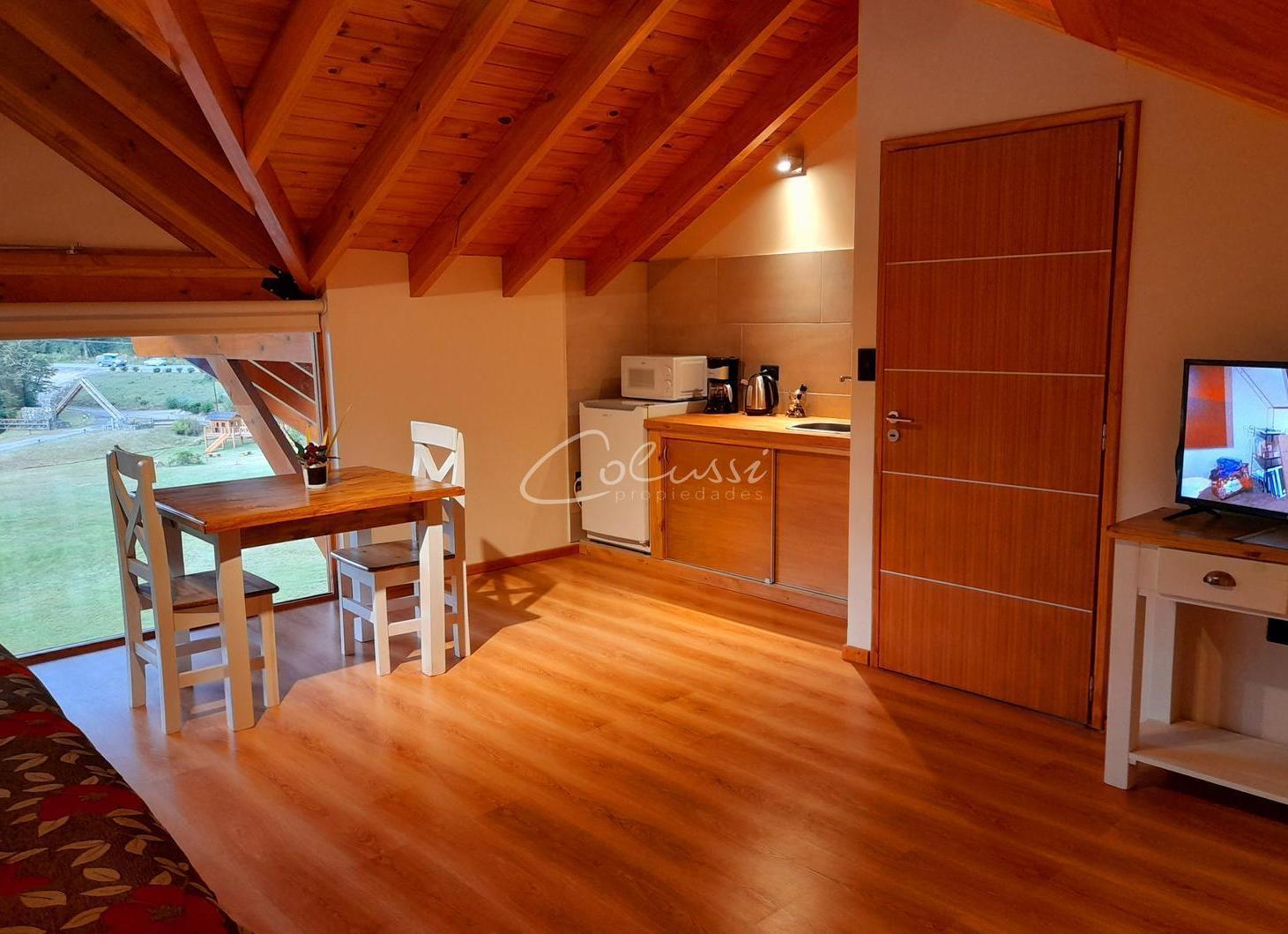 Foto de VILLA LA ANGOSTURA - APARTH HOTEL MAS 7 CABAÑAS !, imagen 3
