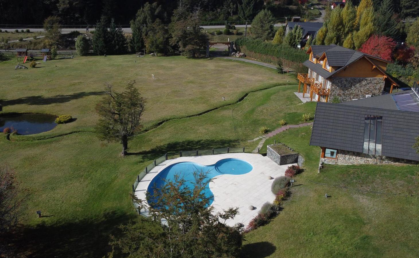 Foto de VILLA LA ANGOSTURA - APARTH HOTEL MAS 7 CABAÑAS !, imagen 4