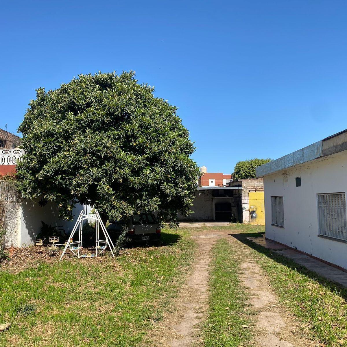 TERRENO EN GOYENA AL 1000