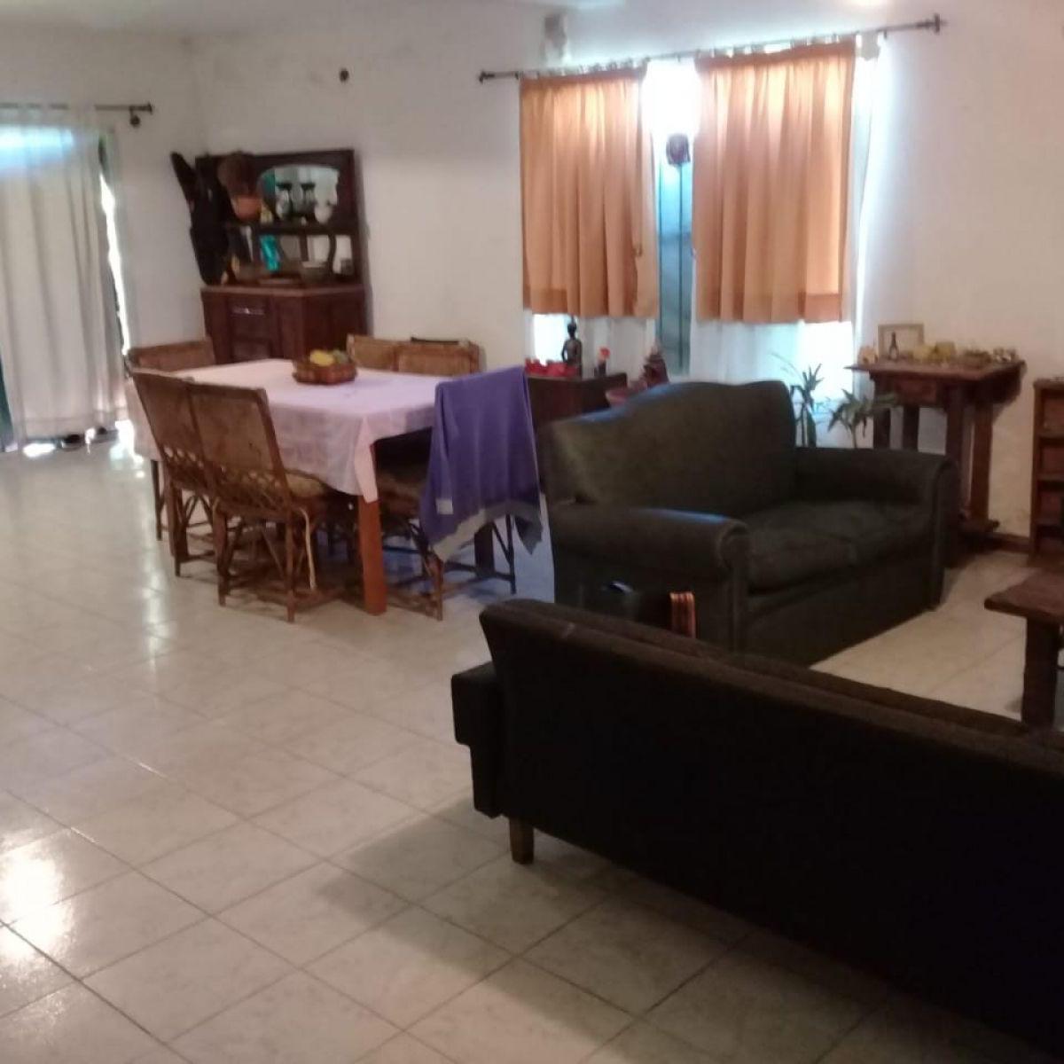 Casa 3 Dorm. - Baigorria 4