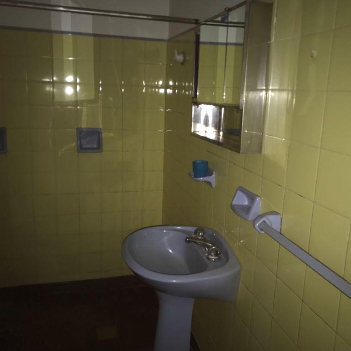 Casa - Goyena 1059 4