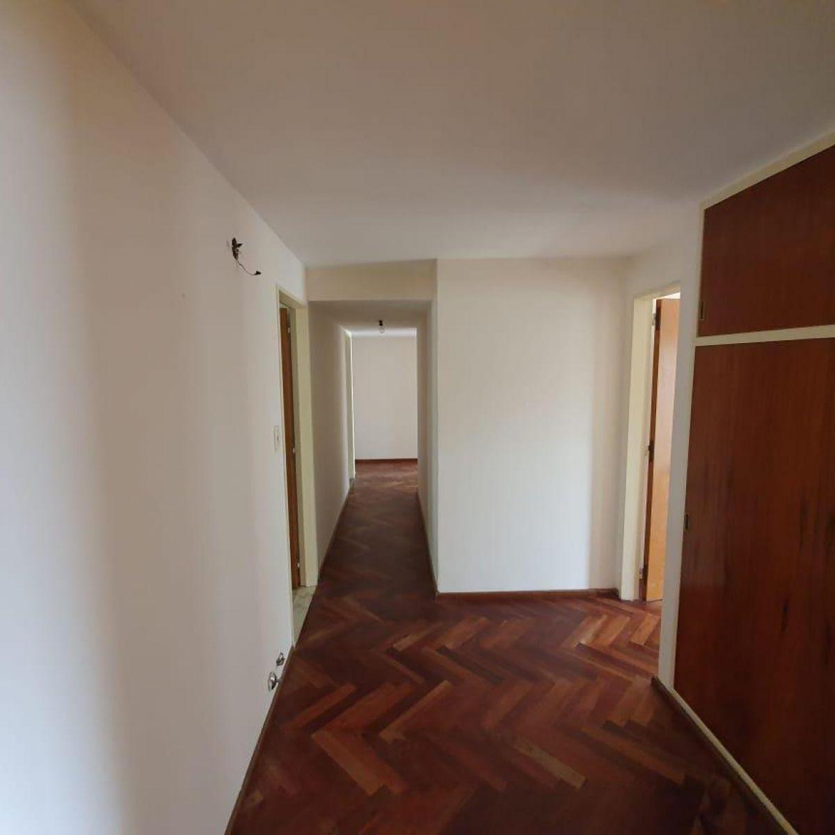 Foto de 4 DORMITORIOS CON OPCIONAL DE COCHERA DOBLE - SAN LUIS 931, imagen 4