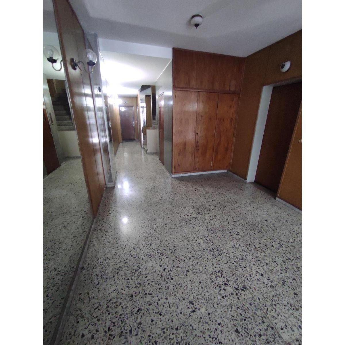 Dormitorio con placard departamento 1 dormitorio Mitre 284 Rosario