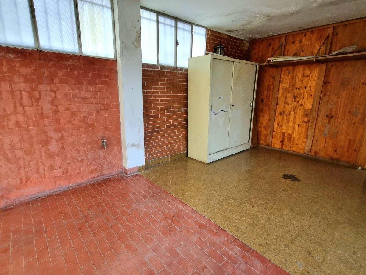 Casa con Cochera Sobre Terreno de 525 m² - Pintor Musto Esquina Agüero 4