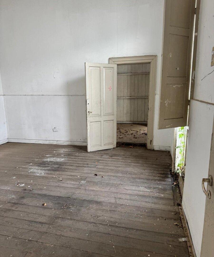 Foto de JUNIN Y STEPHENSON - CASA A REFACCIONAR -, imagen 4