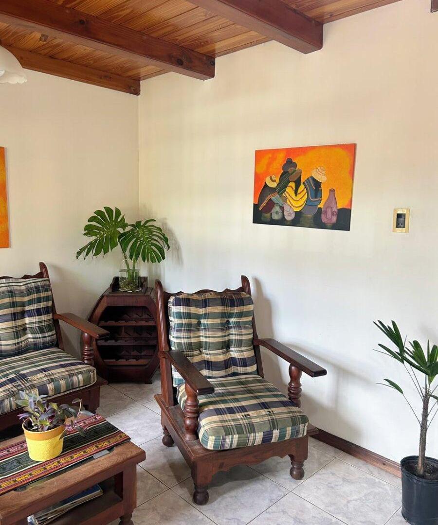 Foto de RIO NEGRO - TRES DORMITORIOS - GRANADERO BAIGORRIA -, imagen 2