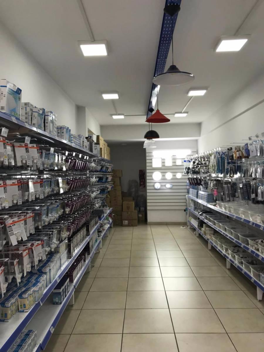 Local Comercial Anchorena al 600 alquiler