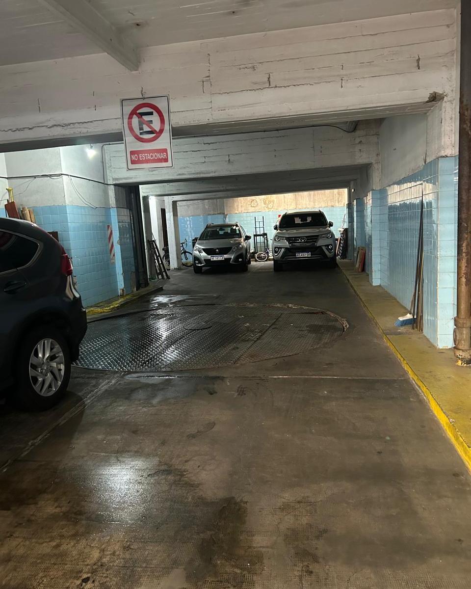 Foto de PASO AL 750 ESPECTACULAR PISO AL FRENTE 5 AMBIENTES CON DOBLE COCHERA Y, imagen 3