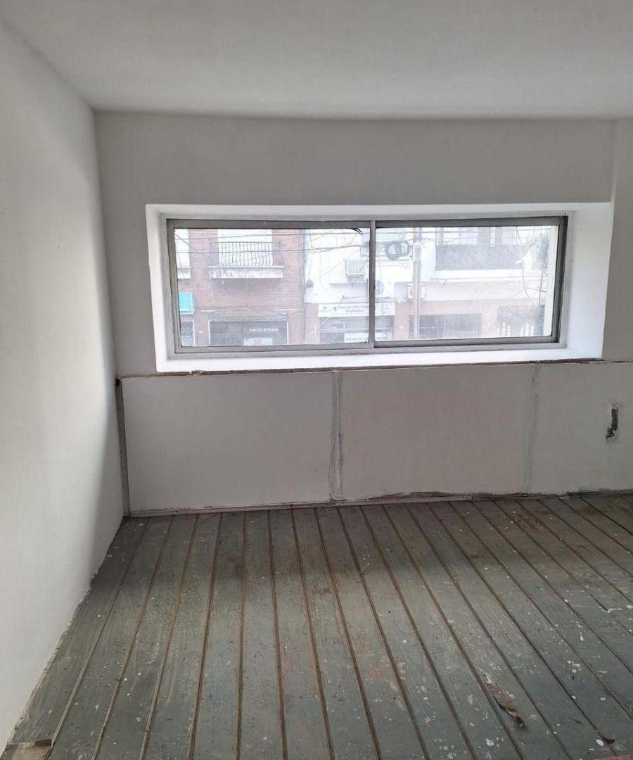 Foto de LOCAL COMERCIAL EN ALQUILER APTO TODO DESTINO CON GAS, imagen 2