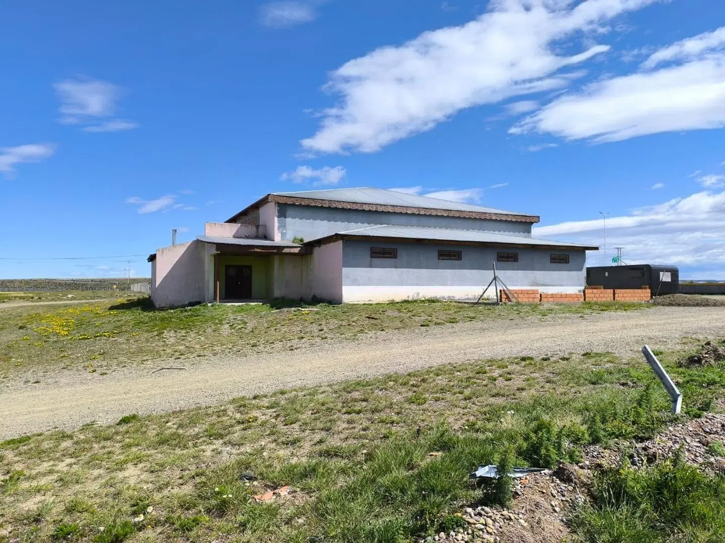 Local Imponente en Rio Gallegos - Multiples Usos 4