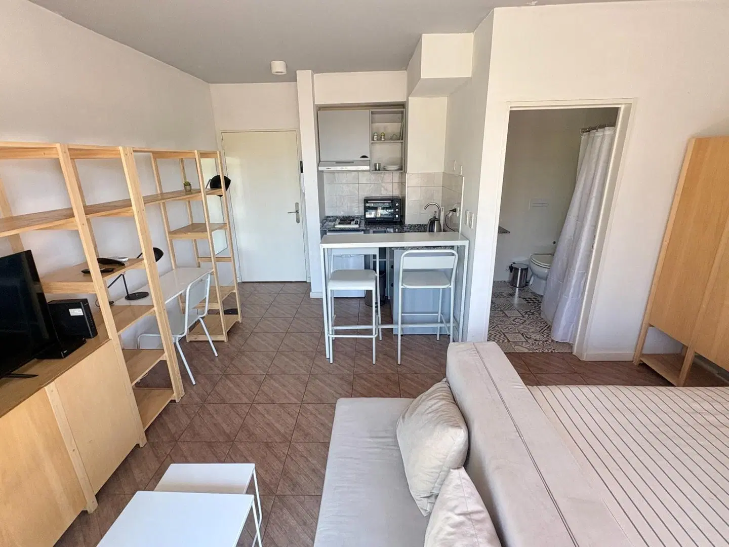 VENTA Monoambiente Amoblado y Equipado. Full Amenities 2
