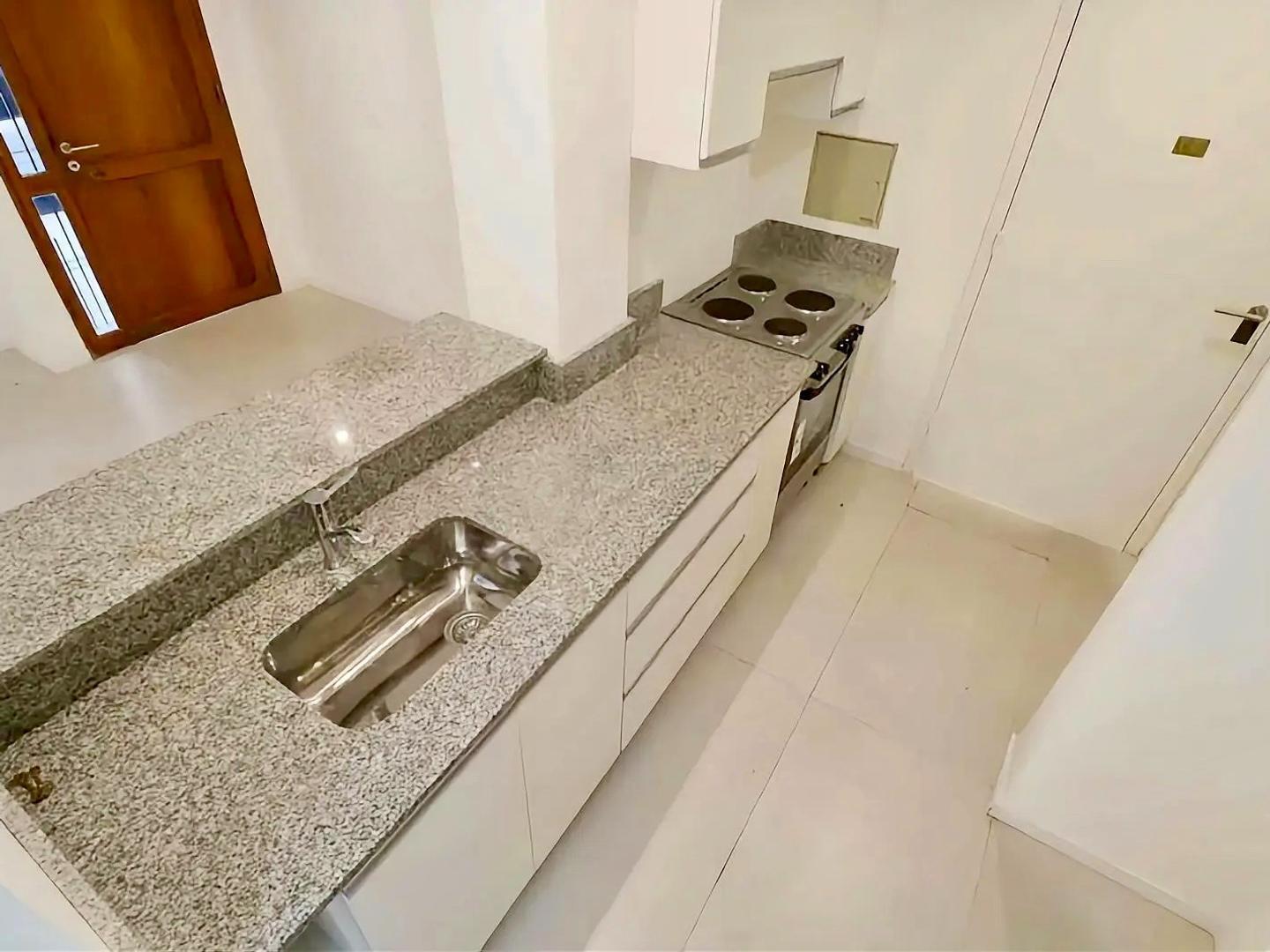 Foto de VENTA DEPARTAMENTO 3 AMBIENTES CON PATIO Y ESCRITORIO, imagen 4