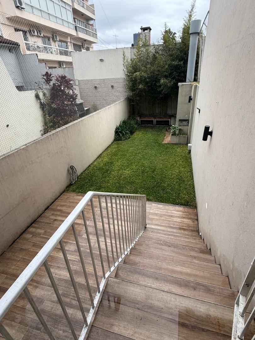 Foto de PH TIPO CASA 4 AMBIENTES JARDIN I PARRILLA I 2 COCHERAS I, imagen 4