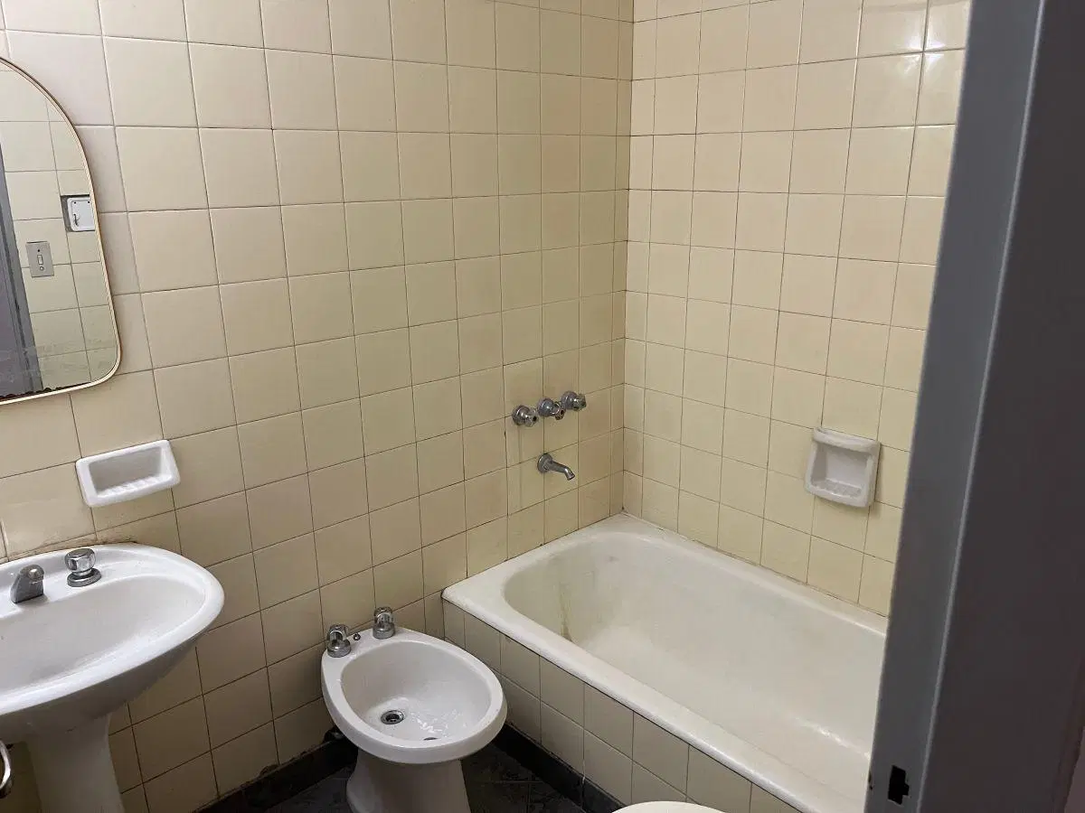 Departamento de 35 m² con 1 ambiente en alquiler en Ramos Mejía 2