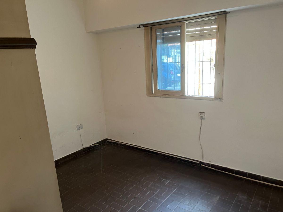 Foto de PH de 136 m² cubiertos con 3 dormitorios en venta en Ramos Mejía, imagen 4