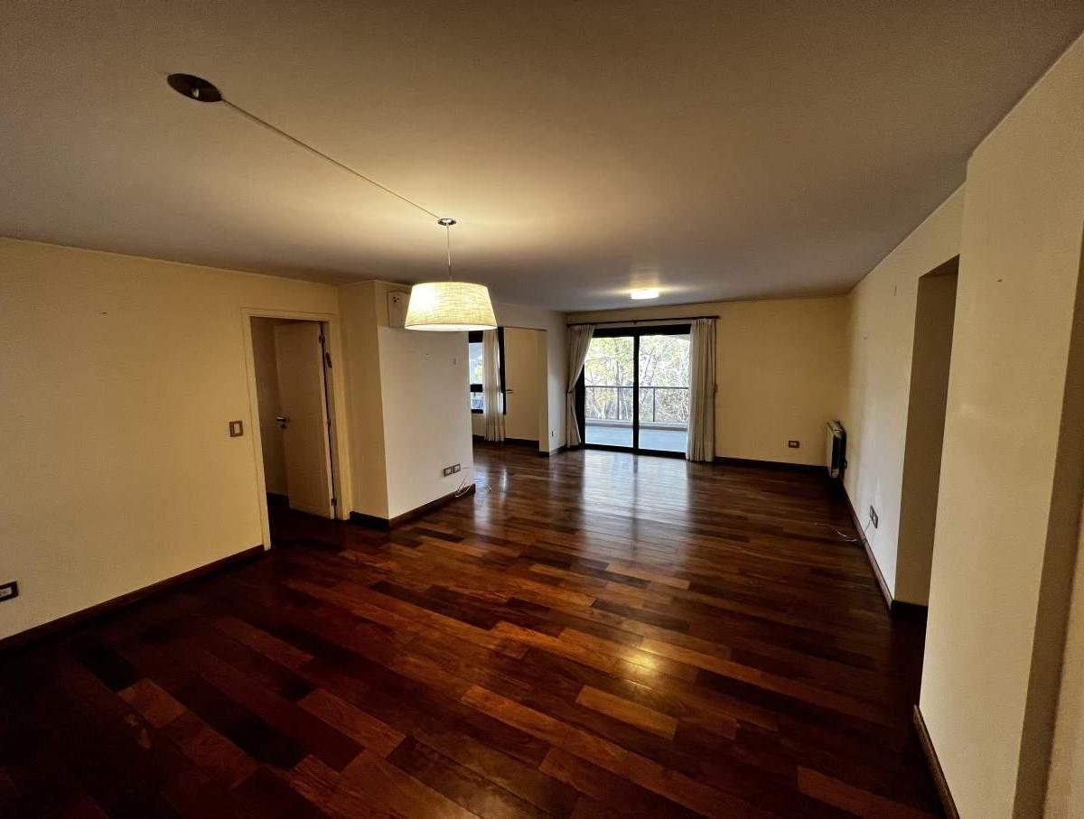 Departamento de 3 dormitorios en venta en Casonas del Cerro